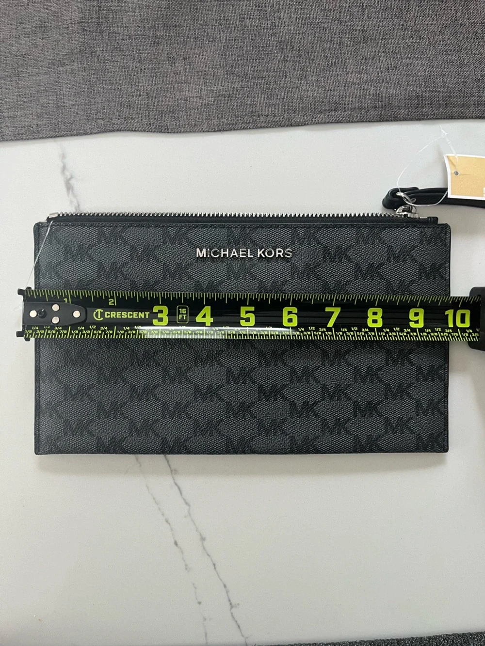 Michael Kors Black/Gray Signature Wristlet Pouch
